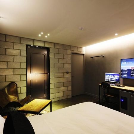 Mari Hotel تشونغجو المظهر الخارجي الصورة
