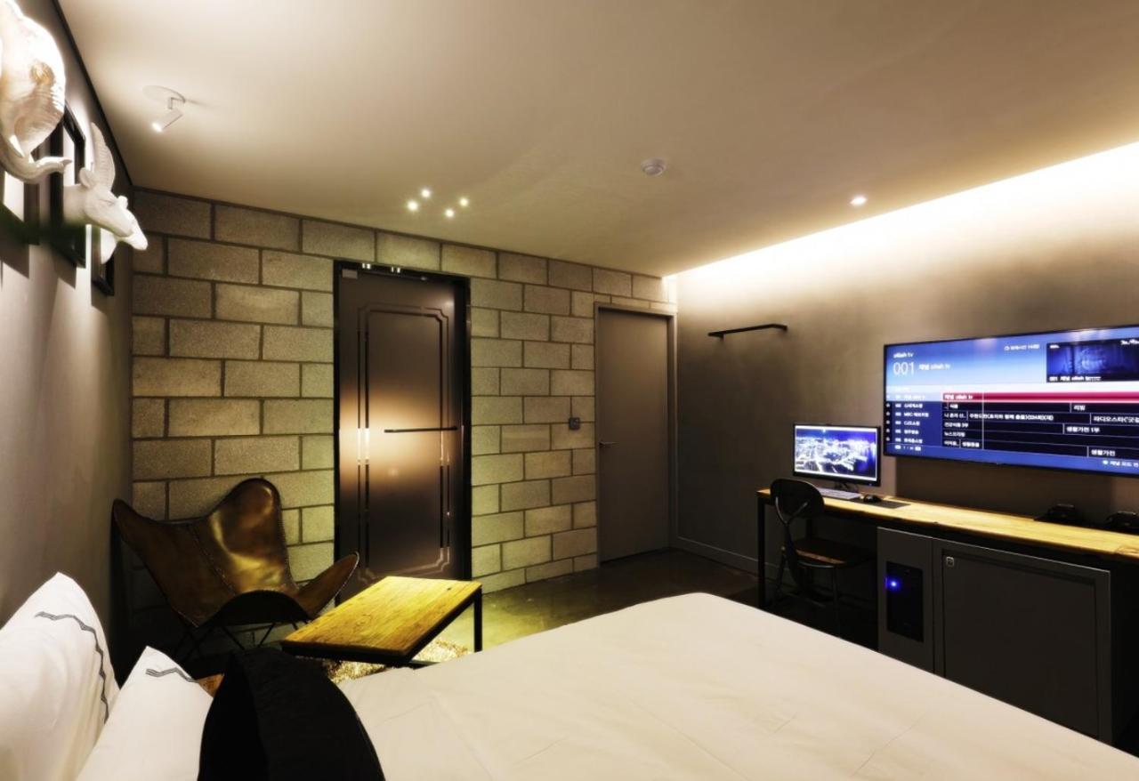 Mari Hotel تشونغجو المظهر الخارجي الصورة