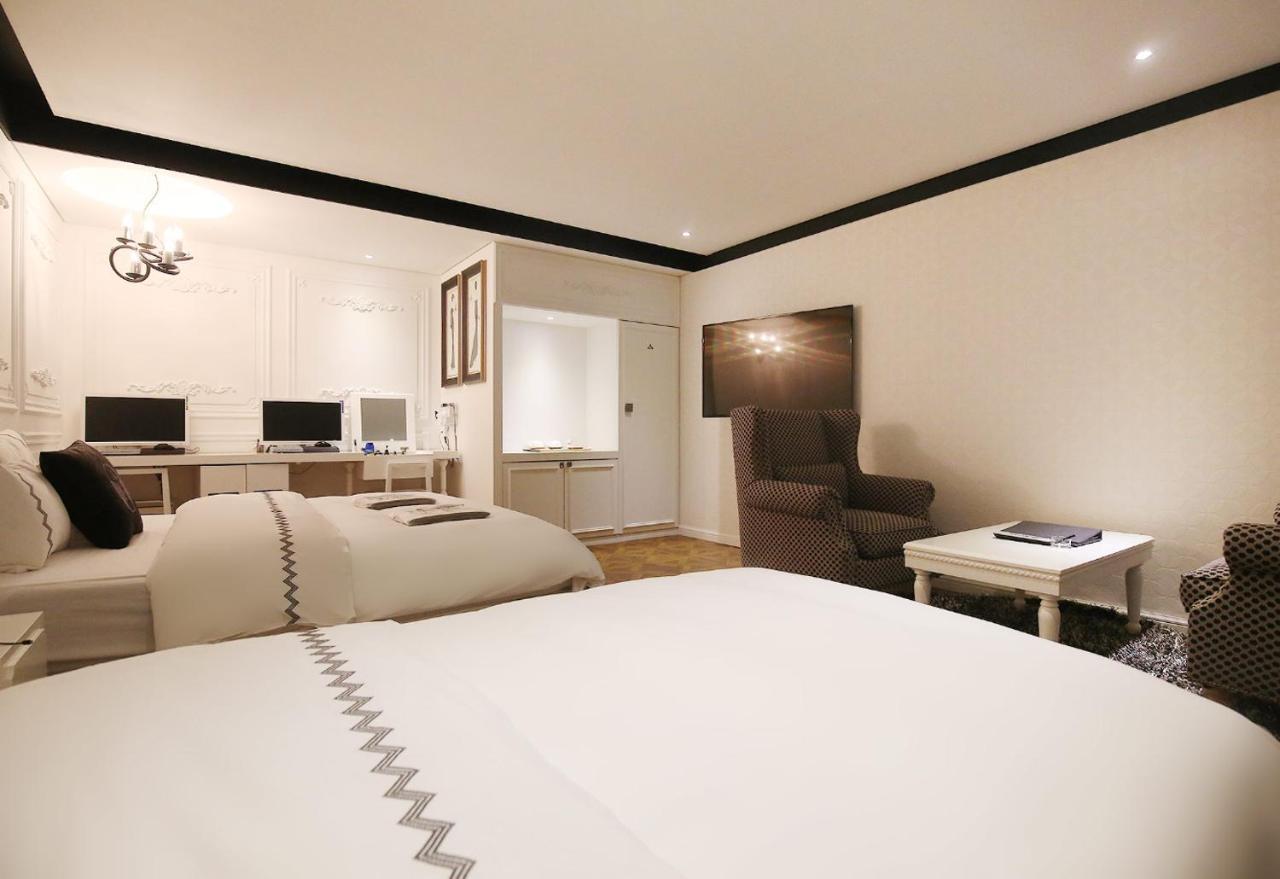 Mari Hotel تشونغجو المظهر الخارجي الصورة